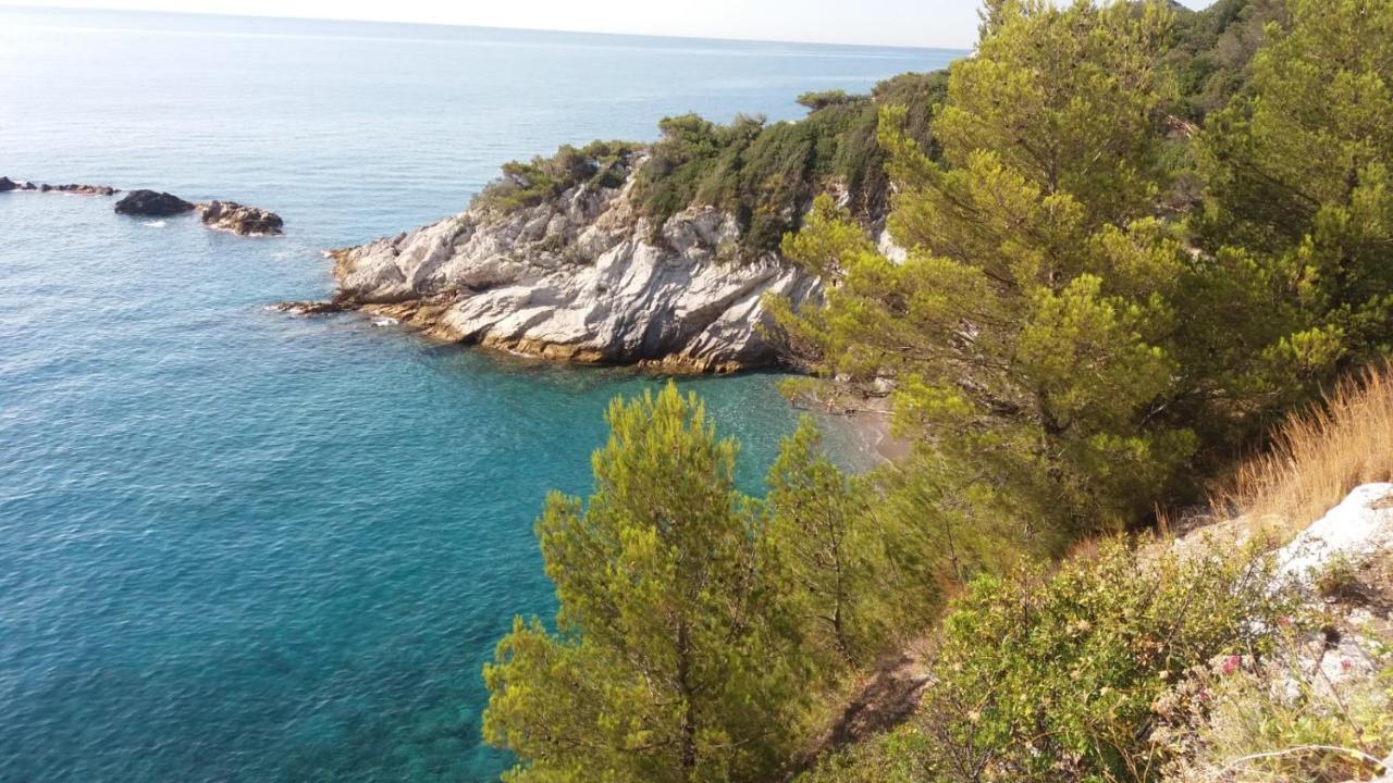 Una Finestra Sul Mare Monolocale Apartment Bergeggi Exterior photo