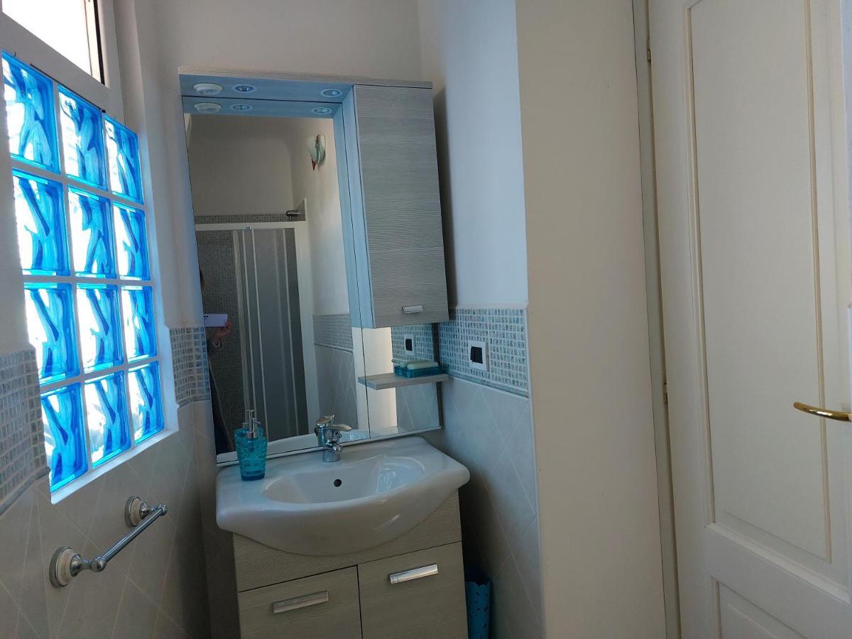 Una Finestra Sul Mare Monolocale Apartment Bergeggi Exterior photo