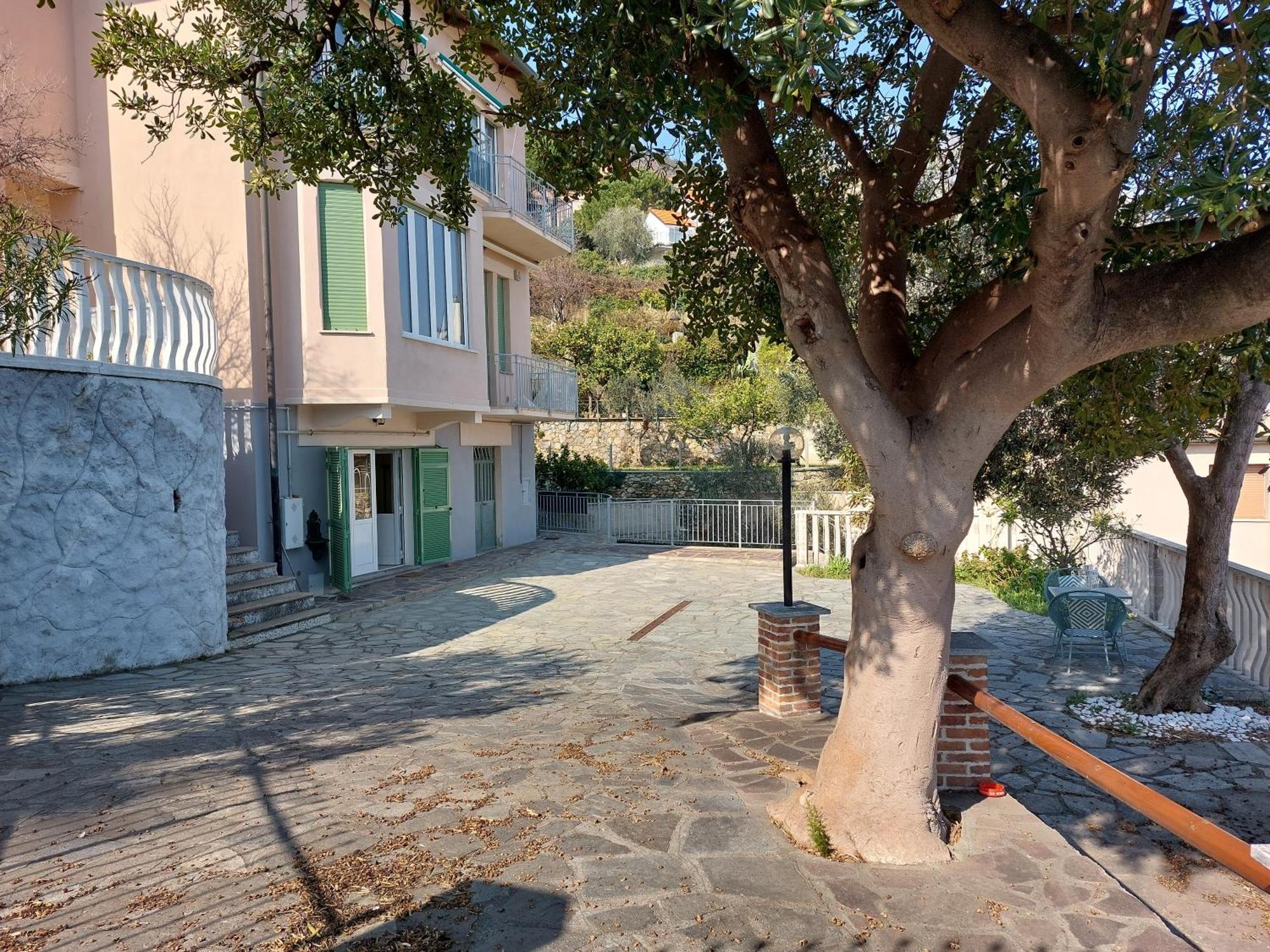 Una Finestra Sul Mare Monolocale Apartment Bergeggi Exterior photo